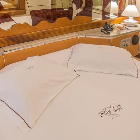 Motel Play Love Petropolis  Bagian luar foto